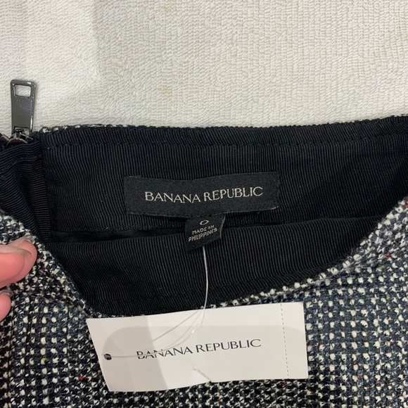 Banana Republic Skirt - Picture 3 of 8